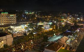 Hotel Hoang Minh Chau